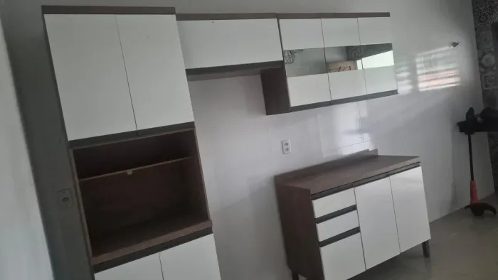 Armario completo com balcão 100% MDF