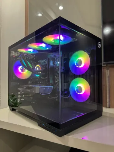 PC Gamer Ryzen 5 5500 + RTX 5060Ti + B550 WiFi - Em até 18x