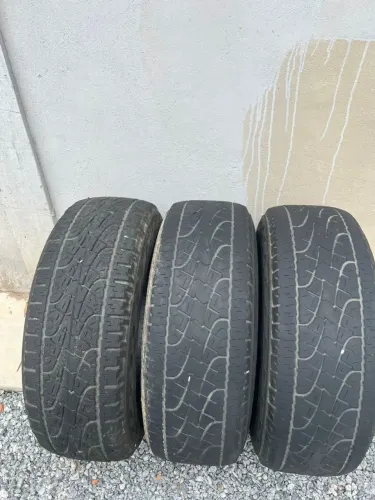 Pneu Scorpion atr 245/70R16 3 unidades  1/2 vida e 2 crytone 265/70R16 1/2 vida