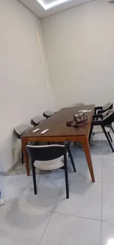 Mesa clássica,8 lugares .