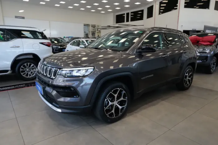 Jeep Compass Long. T270 1.3 TB 4X2 Flex AUT 2025