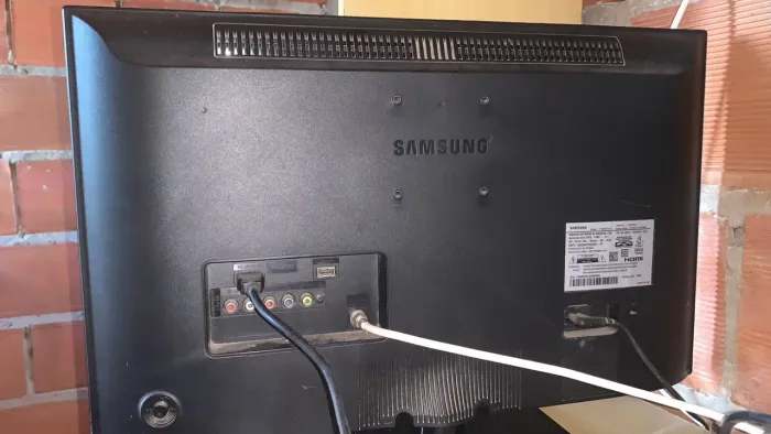 TV Samsung 32 