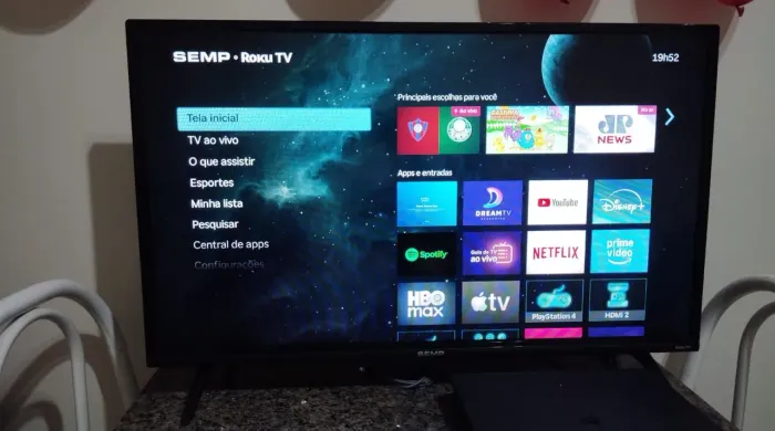 Roku Tv 32 polegadas SEMI NOVA/PASSO CARTÃO 