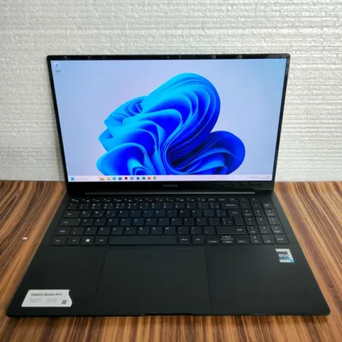 Notebook Samsung Book 2 PRO i7-1260P vPro® 2.10GHz 16GB 1TB NVMe 15.6" FHD Arc A350M 4GB