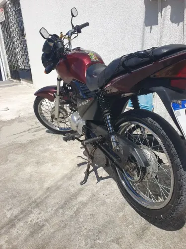 Vendo fan 150 bem conservada 2011