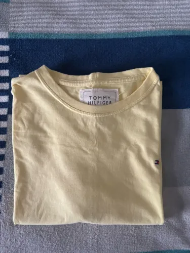 Camiseta Masculina Tommy Hilfiger Tamanho M 