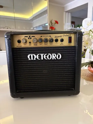 Amplificador Meteoro Atomic Drive 20W