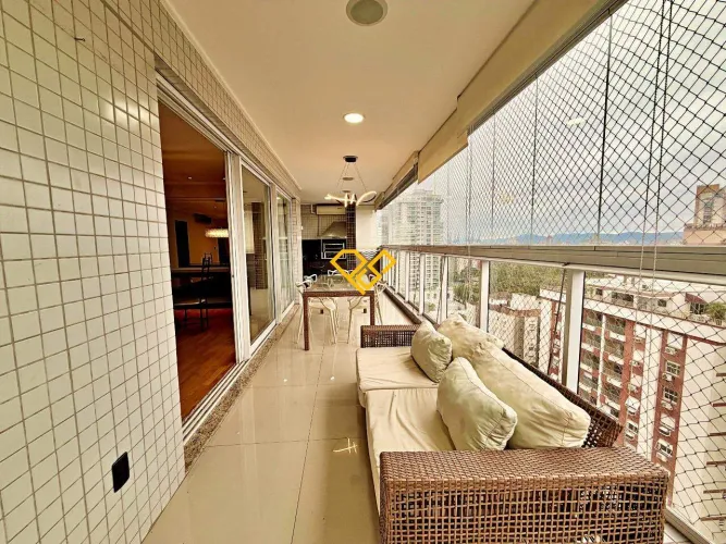 Apartamento 2 Quartos para Locação em Santos - SP
