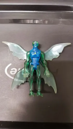 Friagem Ben 10 Transparente Original Bandai Boneco Brinquedo Figura Usado Big Chill