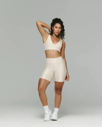 Conjunto short+ top microcanelado em políamida academia 