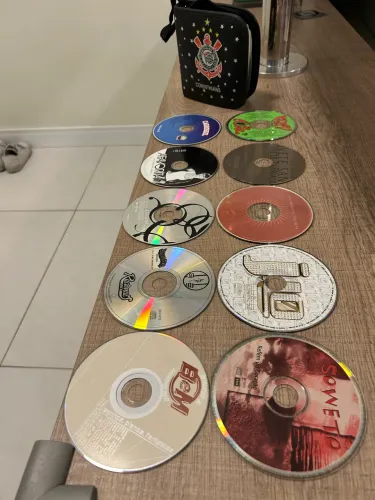 10 CD Compact Disc digital áudio + brinde o Porta CD Corinthians