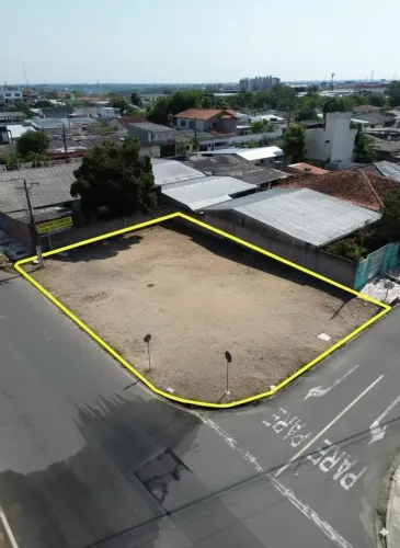 Terreno de esquina com 450m2 no Mundo Novo próximo da Max Teixeira