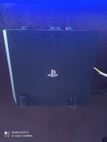 PS4 PRO troco em Switch desbloqueado