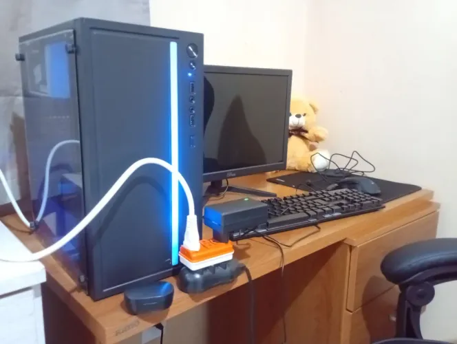 PC GAMER, DANDO SEM SINAL APENAS.