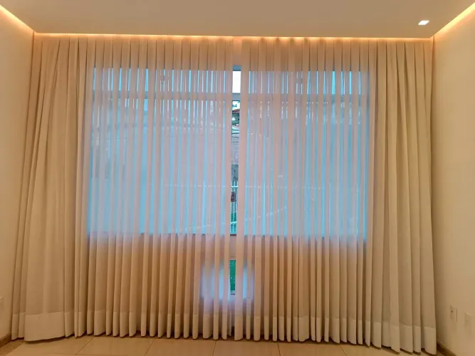 Cortinha de trilho duplos sob medida 
