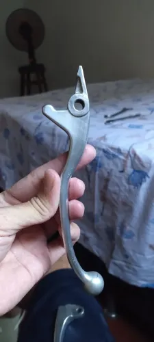 Par de manetes originais da Lander 250