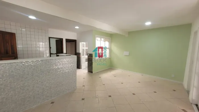 Recreio dos Bandeirantes | Casa de Rua 2 quartos, sendo 1 suite