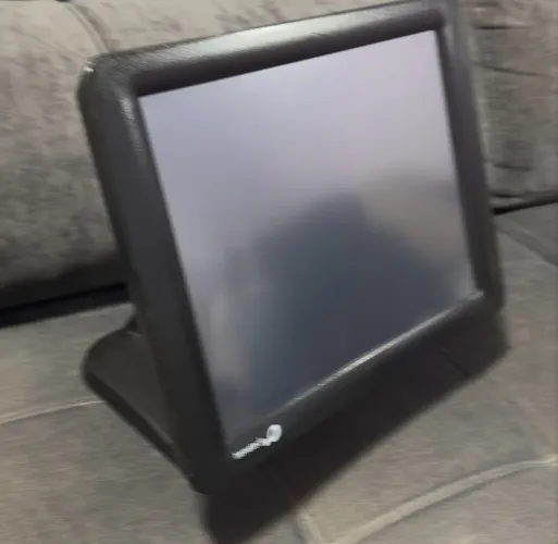 MONITOR BEMATECH Touch Screen 15pol Auto Falante Vga Hdmi Preto Bivolt