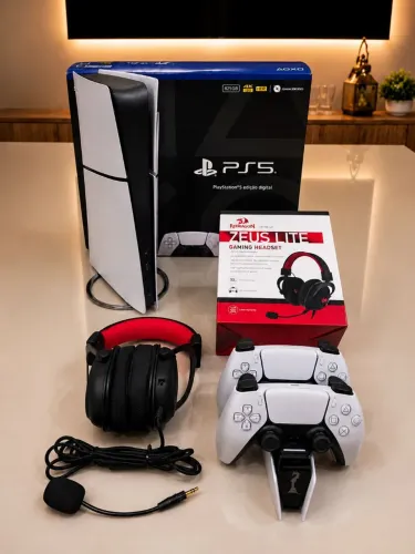 PS5 Slim Digital Completo | 2 controles + Headset + Base de carga<br>Headset + Dock