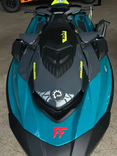 JETSKI SEADOO wake170