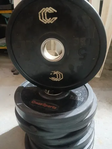Anilha para crossfit de 5lbs   100 reais o par