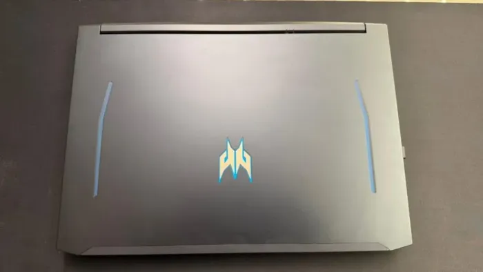 NOTEBOOK GAMER PREDATOR HELIOS 300