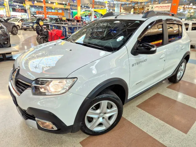 Renault Stepway Zen Flex 1.6 16V Mec. 2024