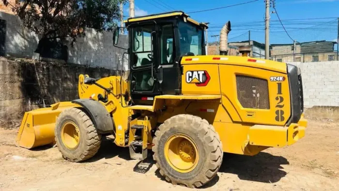Pa carregadeira Cat 924k ano 2015