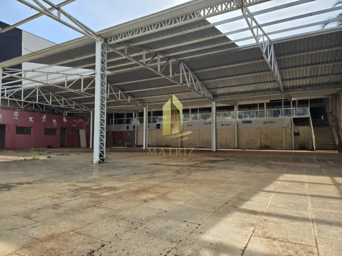 Locação de Ponto Comercial na Av Antônio Barboza F