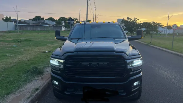 Ram 2500 Laram. 6.7 Night ED. TB CD 4X4 DIE 2021