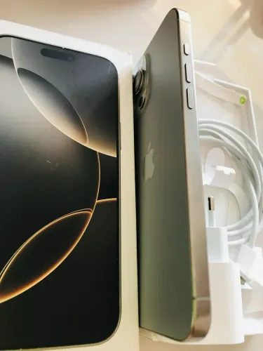 IPHONE 16 pro max