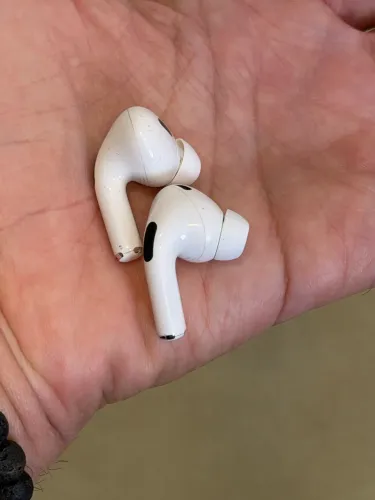 Apple AirPods Pro 2