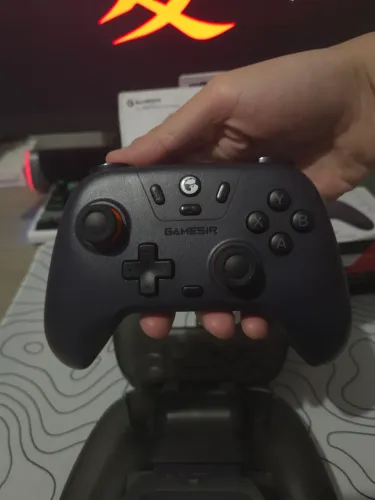 Controle GameSir T4 Nova Lite - Hall Effect Tri-Mode Sem Fio