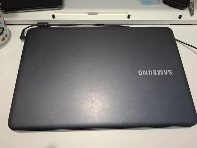 Notebook Samsung NP350XBE Usado / Core i5 / 4GB / 1TB HD / Placa NVIDIA / Bom Estado