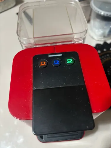 Vendo cafeteira de cápsulas/ 3 corações 220 volts 