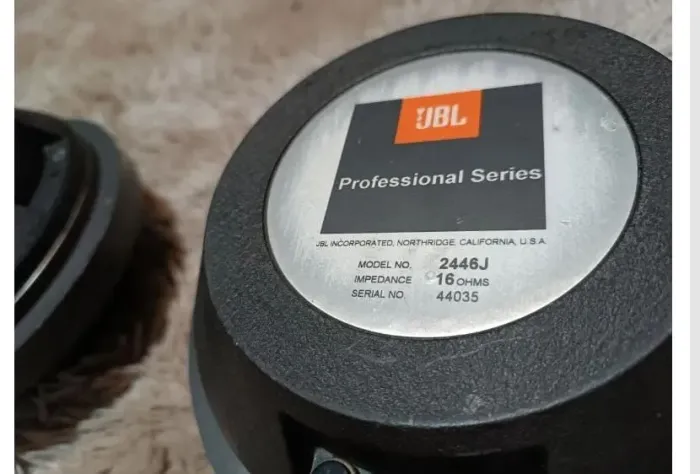 Jbl midhorn