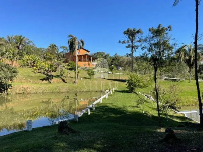 Sítio com estrutura completa para eventos, hospedagem e lazer com pesca esportiva