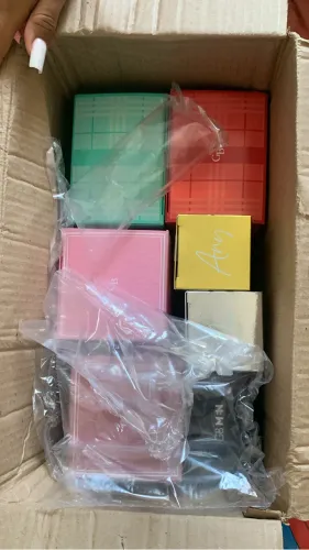 1.000 Perfumes/colônias Giovanna baby paga 400$