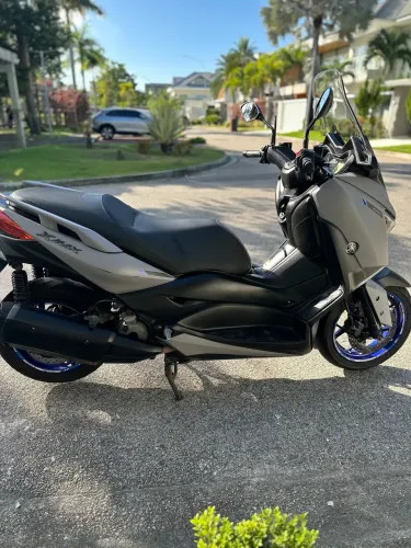 Xmax 250 cinza