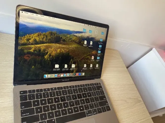 MacBook Air 13? i5 | 8GB | SSD 256GB
