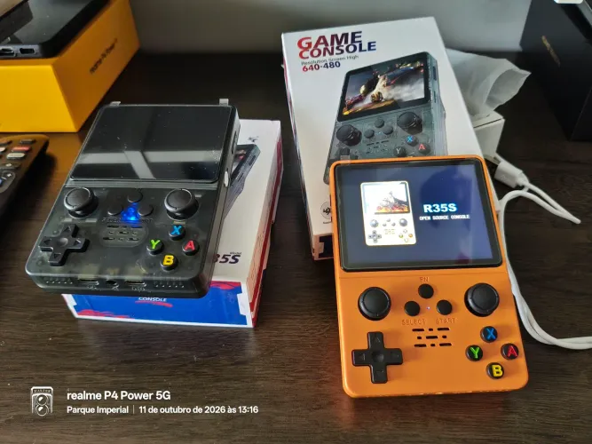 Game arcade R35S zero com bug de início no Itaim Paulista ou Ferraz de Vasconcelos em SP