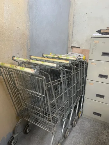 5 Carrinhos de compras 