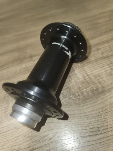 Cubo Shimano Deore XT HB-M8110-B 32 furos