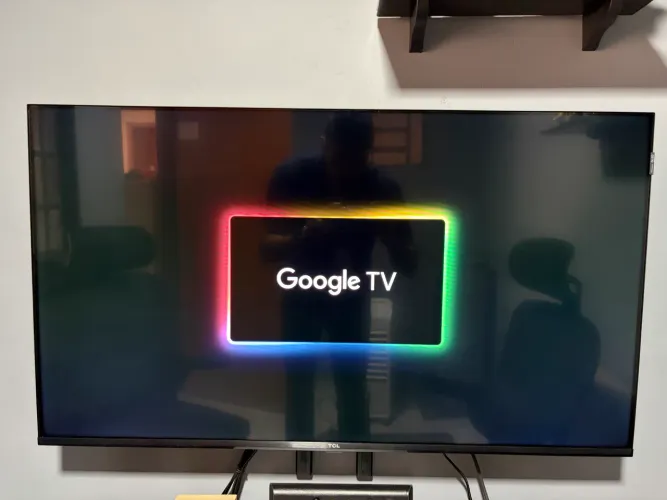 Tv TCL Qled 40pl 1 mês de uso