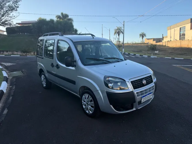 Fiat Doblo Essence 1.8 Flex 16V 5P 2021