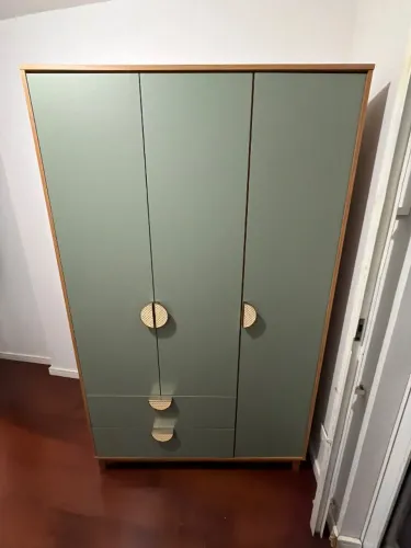 Guarda roupa infantil