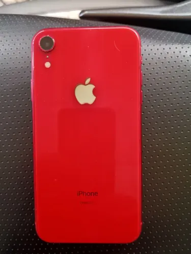 iPhone XR Red