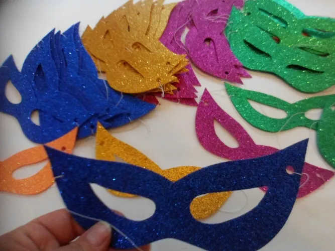 Mascara de EVA kit 20 pecas