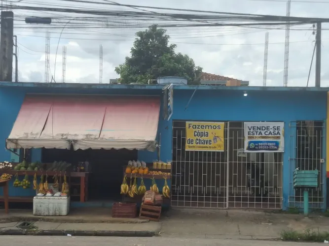 Casa 3 Quartos + Ponto Comercial Alugado | Renda Imediata | Próx. Av. das Torres