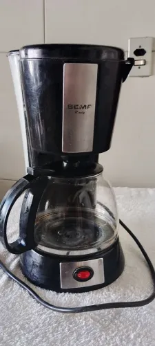 Cafeteira Semi nova